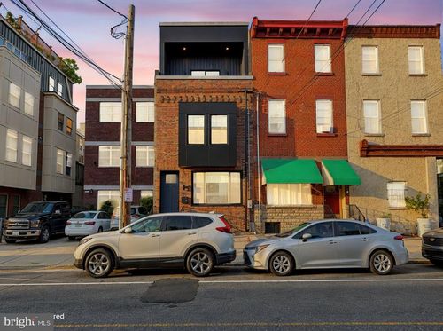 1027 Christian St, PHILADELPHIA, PA, 19147-3736 | Card Image