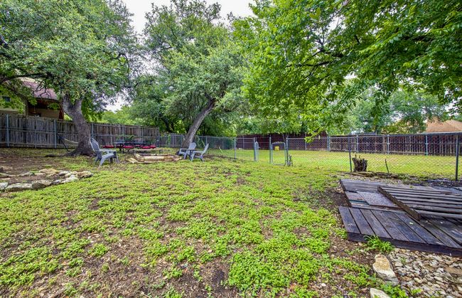 15100 N Flamingo Dr, House other with 3 bedrooms, 2 bathrooms and 4 parking in Austin TX | Image 22