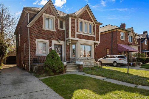 17390 Northlawn St, Detroit, MI, 48221-2551 | Card Image