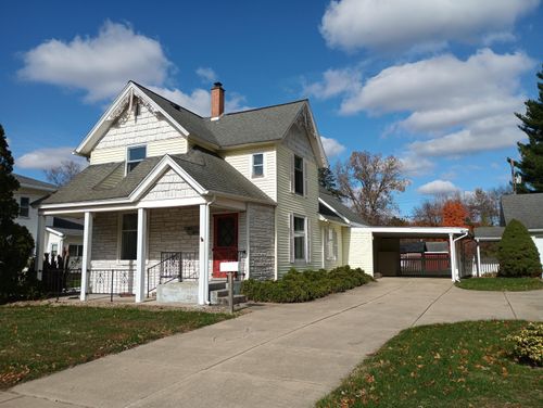 315 E Leroy St, Burlington, MI, 49029-9701 | Card Image