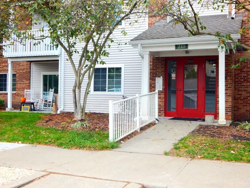 210 Carrington Ln, Loveland, OH, 45140-7387 | Card Image