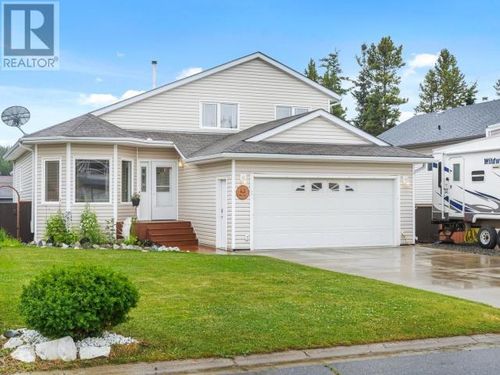 42 Valerie Cres, Whitehorse, YT, Y1A6V9 | Card Image