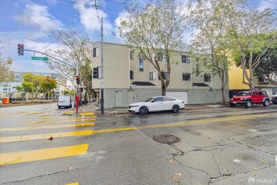 6 - 1401 Eddy Street, Condo with 1 bedrooms, 1 bathrooms and 1 parking in San Francisco CA | Image 2