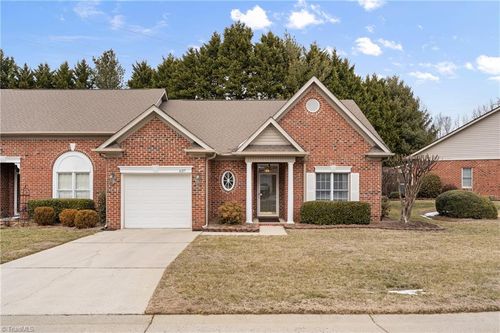 637 Sonoma Ln, High Point, NC, 27265-1385 | Card Image