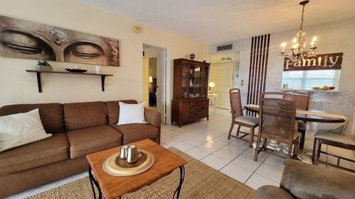 apt-461-2901 Nw 48th Ave, Lauderdale Lakes, FL, 33313-1702 | Card Image