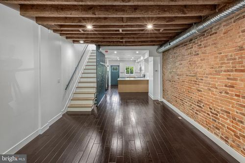 325 W Lorraine Ave, BALTIMORE, MD, 21211-3115 | Card Image