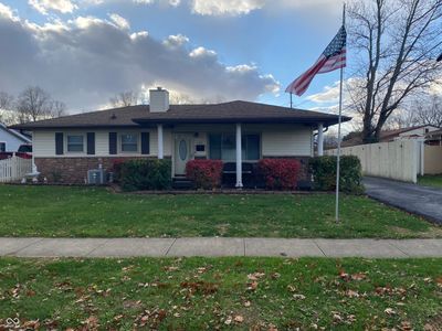 606 S Locust Lane, House other with 3 bedrooms, 1 bathrooms and null parking in Brownsburg IN | Image 1