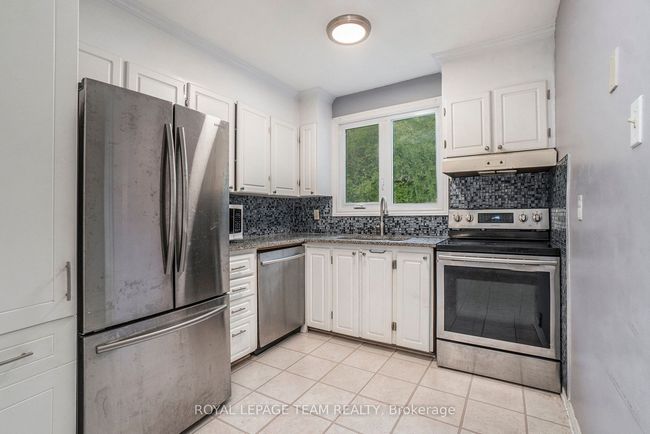 628 Hochelaga St, House other with 3 bedrooms, 1 bathrooms and 1 parking in Ottawa ON | Image 4