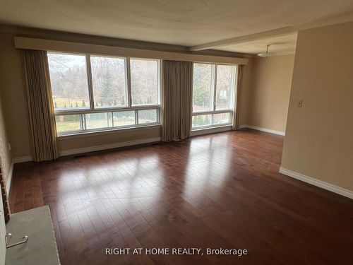main-9 Waterfield Dr, Scarborough, ON, M1P3W4 | Card Image