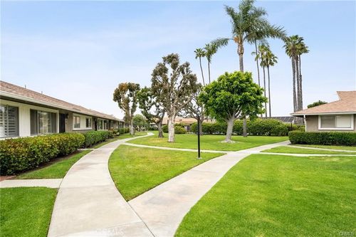 8034 Worthy Dr, Westminster, CA, 92683-7147 | Card Image
