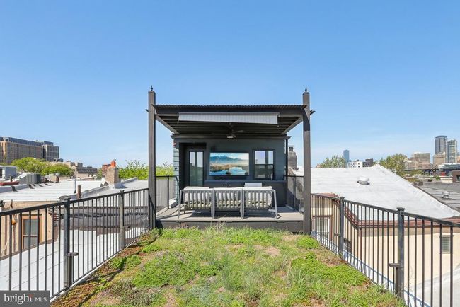 767 S 12 Th St, Townhouse with 5 bedrooms, 4 bathrooms and null parking in PHILADELPHIA PA | Image 35