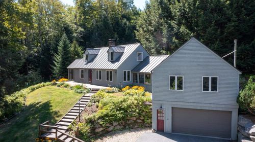 282 Melendy Hill Rd, South Londonderry, VT, 05155-9154 | Card Image