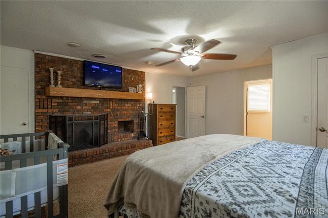 16747 Chalk Bluff Trl, House other with 4 bedrooms, 4 bathrooms and 2 parking in Dexter MO | Image 16