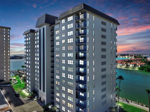 apt-501-5220 Brittany Dr S, ST PETERSBURG, FL, 33715-1526 | Card Image