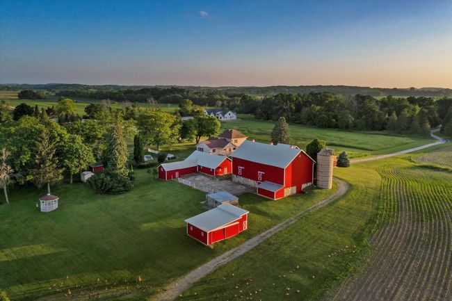 N4554 Lakeview Road, House other with 5 bedrooms, 3 bathrooms and null parking in HUSTISFORD WI | Image 15