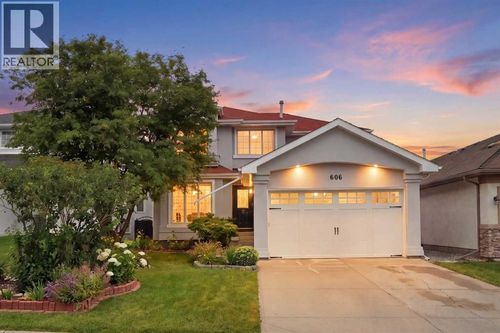 606 Schubert Place Nw, Calgary, AB, T3L1X4 | Card Image