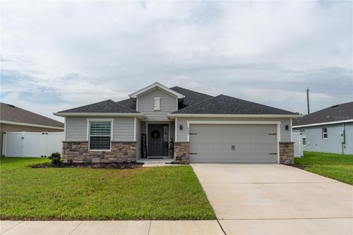 909 Montgomery Ln, Polk City, FL, 33868-9099 | Card Image