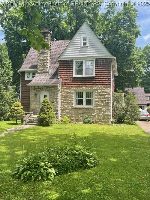 4008 Staunton Ave Se, Charleston, WV, 25304-1641 | Card Image