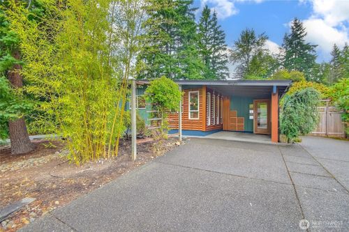 4020 156th Ave Se, Bellevue, WA, 98006-1762 | Card Image