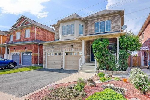 28 Oceanpearl Cres, Whitby, ON, L1N0C2 | Card Image
