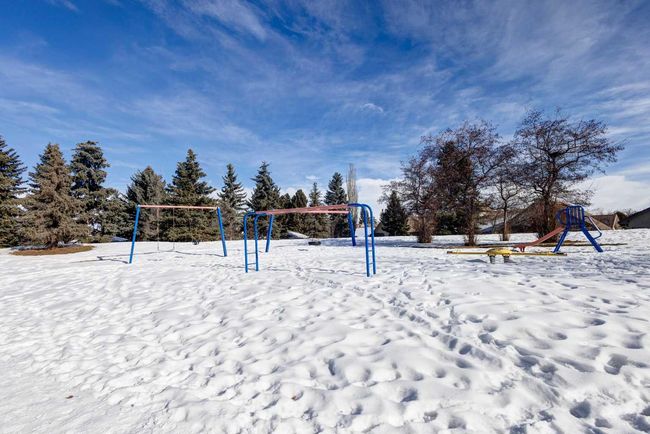56 - 2300 Oakmoor Drive Sw, Townhouse with 3 bedrooms, 1 bathrooms and 1 parking in Calgary AB | Image 28