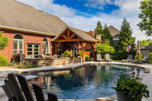 200 Nw Yukon Trail, Bentonville, AR, 72712 | Card Image