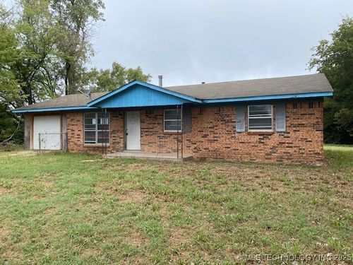 101 Plum Dr, Warner, OK, 74469-2300 | Card Image