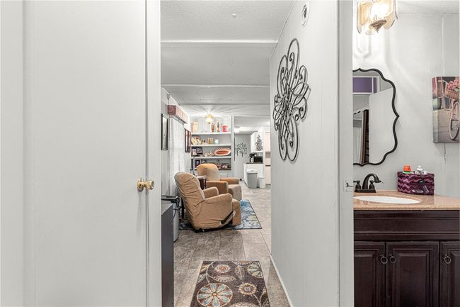 3175 Ne 162 Nd St, House other with 2 bedrooms, 2 bathrooms and null parking in CITRA FL | Image 17