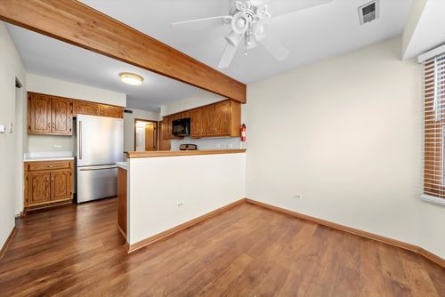 9309 Wherry Ln, Orland Park, IL, 60462-4733 | Card Image