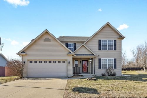 705 Bergamot St, Savoy, IL, 61874-7407 | Card Image