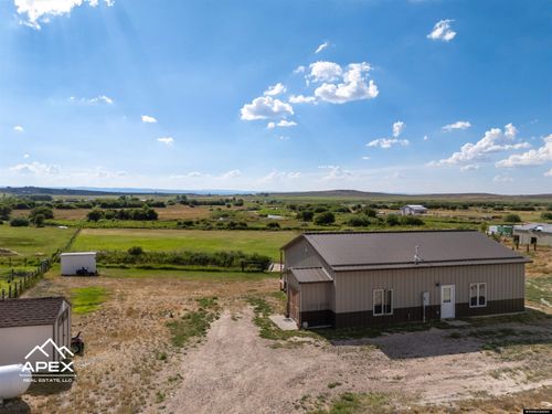 397 Remington Dr, Evanston, WY, 82930-9064 | Card Image