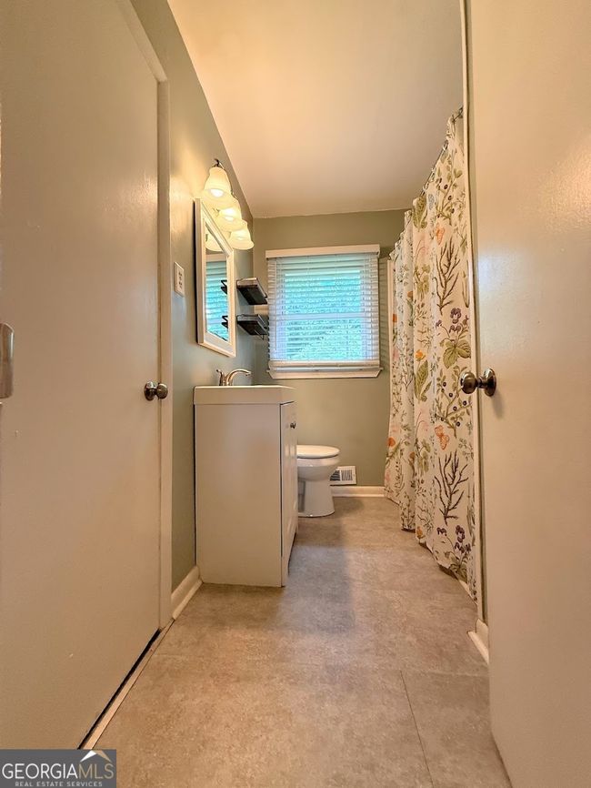 75 Valley Dr, House other with 3 bedrooms, 2 bathrooms and 1 parking in Carrollton GA | Image 16