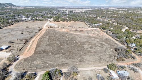 402 Houston St, Buffalo Gap, TX, 79508-3014 | Card Image