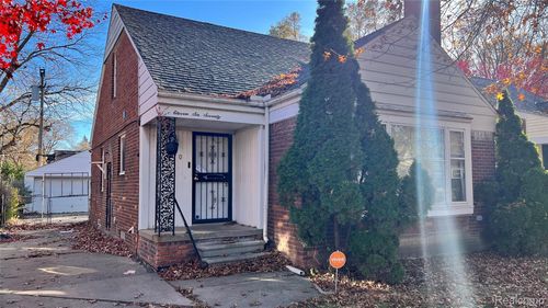 11670 Nottingham Rd, Detroit, MI, 48224-1196 | Card Image