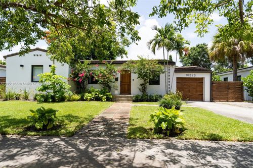 10828 Nw 2nd Ave, Miami Shores, FL, 33168-4302 | Card Image