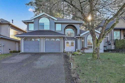 13636 60a Ave, Surrey, BC, V3X3L1 | Card Image