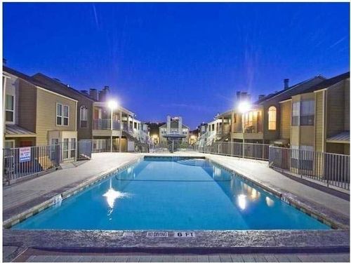 apt-17-2529 Rio Grande St, Austin, TX, 78705-4504 | Card Image
