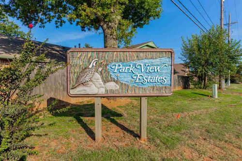 104 E Rogers Ct, Stillwater, OK, 74075-1681 | Card Image