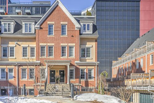 42-11 Niagara St, Toronto, ON, M5V3N9 | Card Image