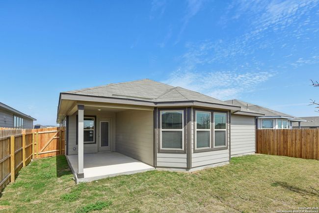 9626 Grand Via Blvd, House other with 3 bedrooms, 2 bathrooms and null parking in Converse TX | Image 44
