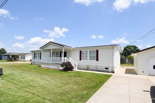 40 Marigold Ln, Grayson, KY, 41143-1574 | Card Image