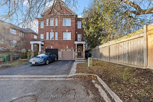 14 Gemstone Lane, Brampton, ON, L6X0H1 | Card Image