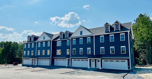 3-6 Londonderry Rd, Londonderry, NH, 03053 | Card Image