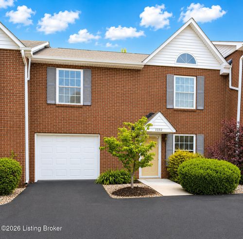 3-4532 Meadowlark Manor Ln, Louisville, KY, 40245-2705 | Card Image