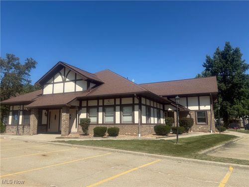 ste-c2-10900 Pearl Rd, Strongsville, OH, 44136-3349 | Card Image