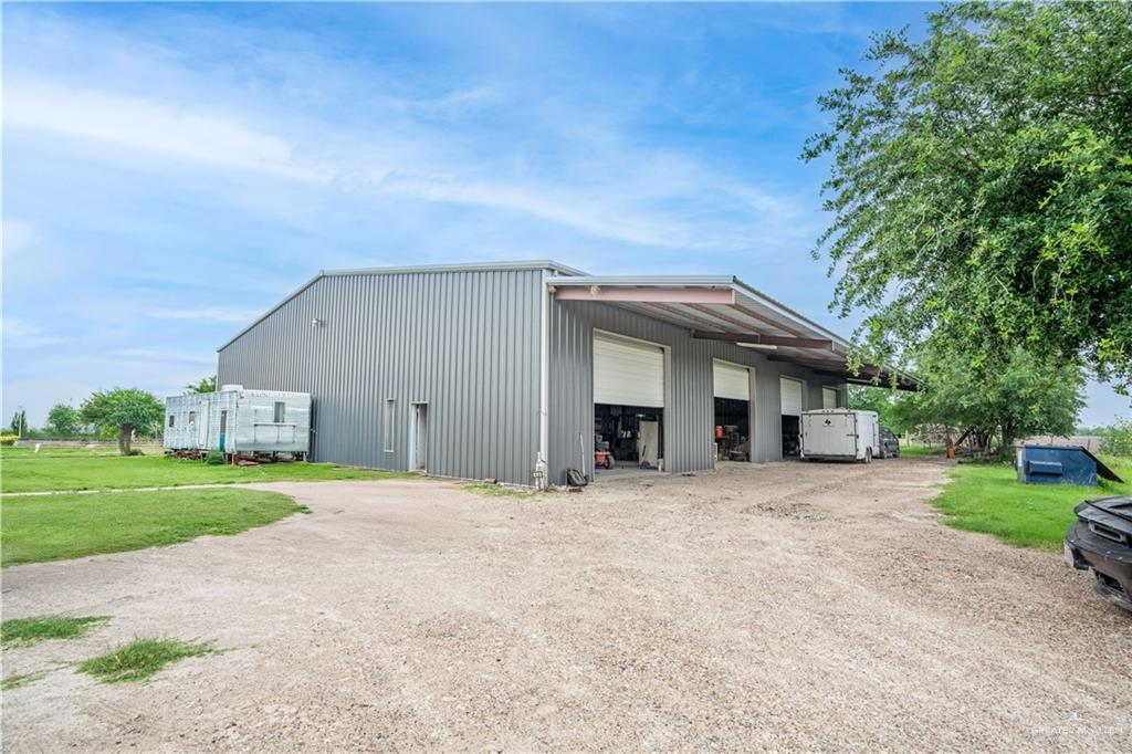 661 W Wisconsin Rd, Donna, TX 78537
