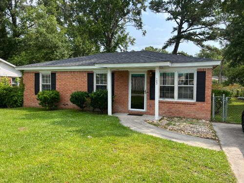 103 Dorchester Manor Boulevard, North Charleston, SC, 29420 | Card Image