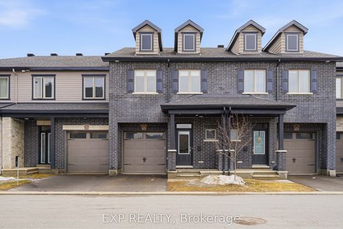 528 Fawn Valley Private, Blossom Park - Airport and Area, ON, K1T0W5 | Card Image