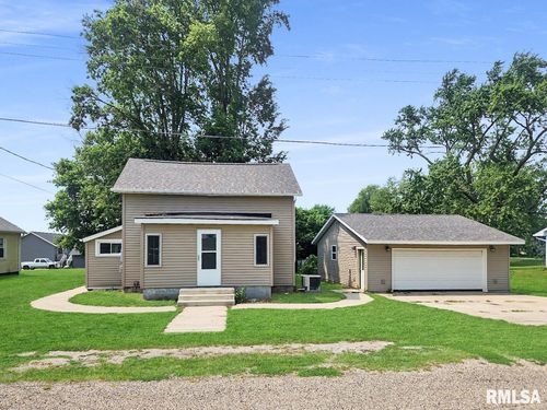 1007 Oak St, Delavan, IL, 61734-9204 | Card Image