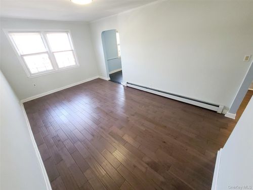 2-67-12 Juno St, Forest Hills, NY, 11375-4141 | Card Image